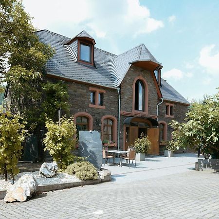 Altes Kelterhaus & Plein Hotel By Markus Plein Wintrich Exteriör bild